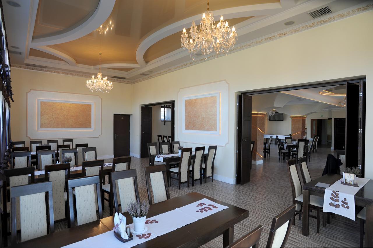 Restauracja Hotel Imperial Jasło Εξωτερικό φωτογραφία